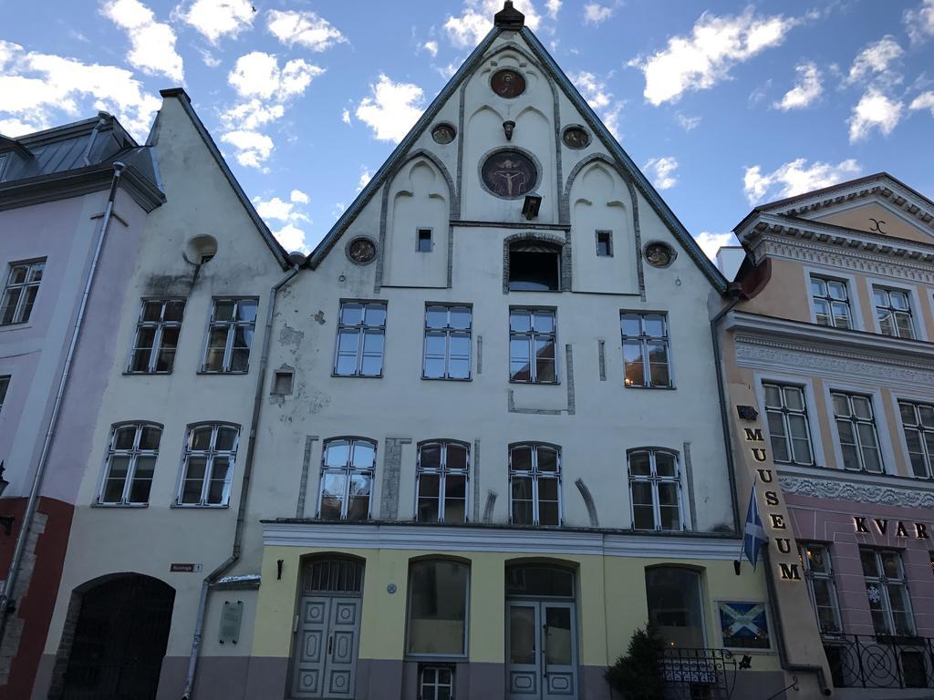 Old Bishop'S House Apartment Tallinn Exterior photo